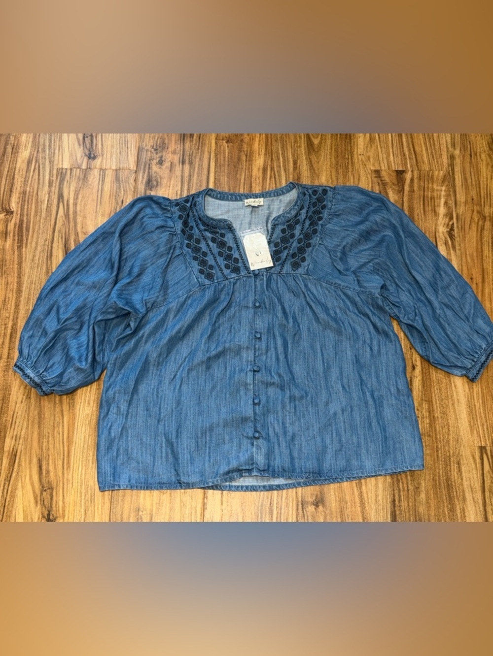 Wonderly women XL top Blouse Blue chambray Jean Embroidered boho Peasant nwt